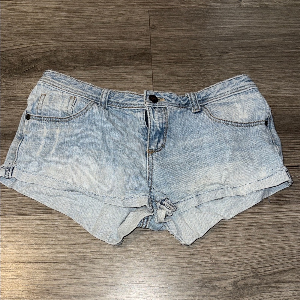 Y2K Forever 21 Low Rise Jean Shorts